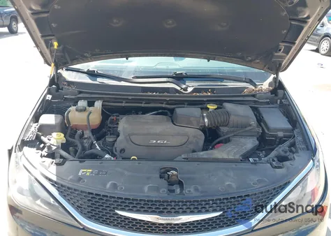 2017 Chrysler Pacifica Touring from USA, damaged, VIN 2C4RC1DG3HR593172